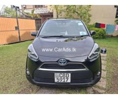 Toyota Sienta  2018