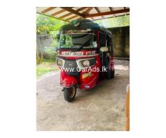 Bajaj RE - 2015