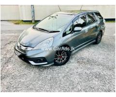 Honda Fit Shuttle GP-7 (Navi Premium) 2015