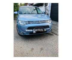 Mitsubishi Outlander Phev - 2013