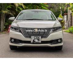 Toyota Premio G Superior - 2018