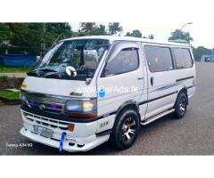 Toyota LH 102 - 1990