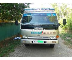 Nisan Atlas 14.5 - 1995