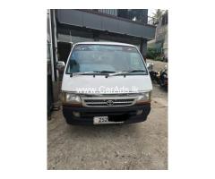 Toyota Dolphin  1998