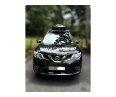 Nissan X-Trail Premium 2016