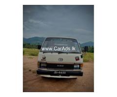 TOYOTA HIACE SHELL LH51 - 1986