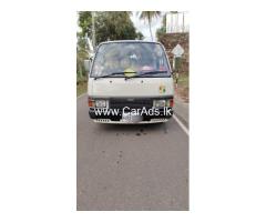 Nissan Caravan Long - 1994