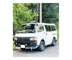 Dolphin Hiace - 1990