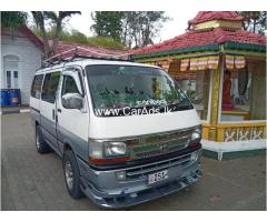 Toyota Dolphin 1994