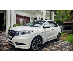 Honda Vezel Orange Z - 2015