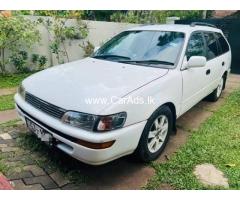 Toyota corolla L touring - 1998