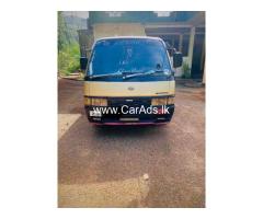 Nissan Caravan 1994