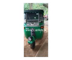 Bajaj RE - 2015