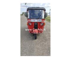 Bajaj RE - 2015