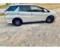 Honda fit shuttle GP2 - 2014