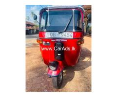 Bajaj RE - 2012