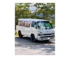Nissan Caravan 1996