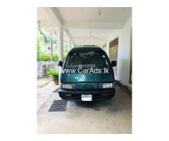 Nissan Vanette - 1994